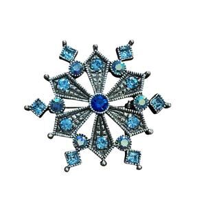Vintage Y2K silver snowflake brooch blue rhinestones ornate pin no hallmarks